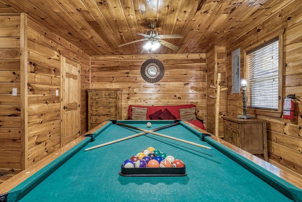 Wilderness Lodge, Hot Tub, Game Room, Pool Access, 1089 Free Tickets Each Paid Day, Dollywood And M Sevierville Ngoại thất bức ảnh
