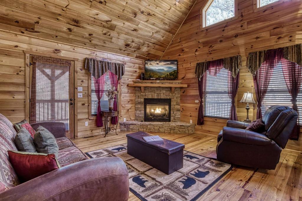 Wilderness Lodge, Hot Tub, Game Room, Pool Access, 1089 Free Tickets Each Paid Day, Dollywood And M Sevierville Ngoại thất bức ảnh